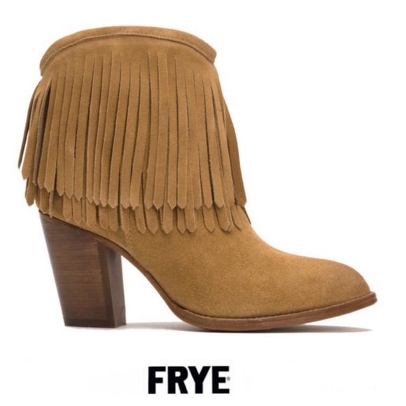 FRYE LLana Beige Suede Fringed Cowboy Western Style Pull On Ankle Boots Sz 7 B - Picture 1 of 13